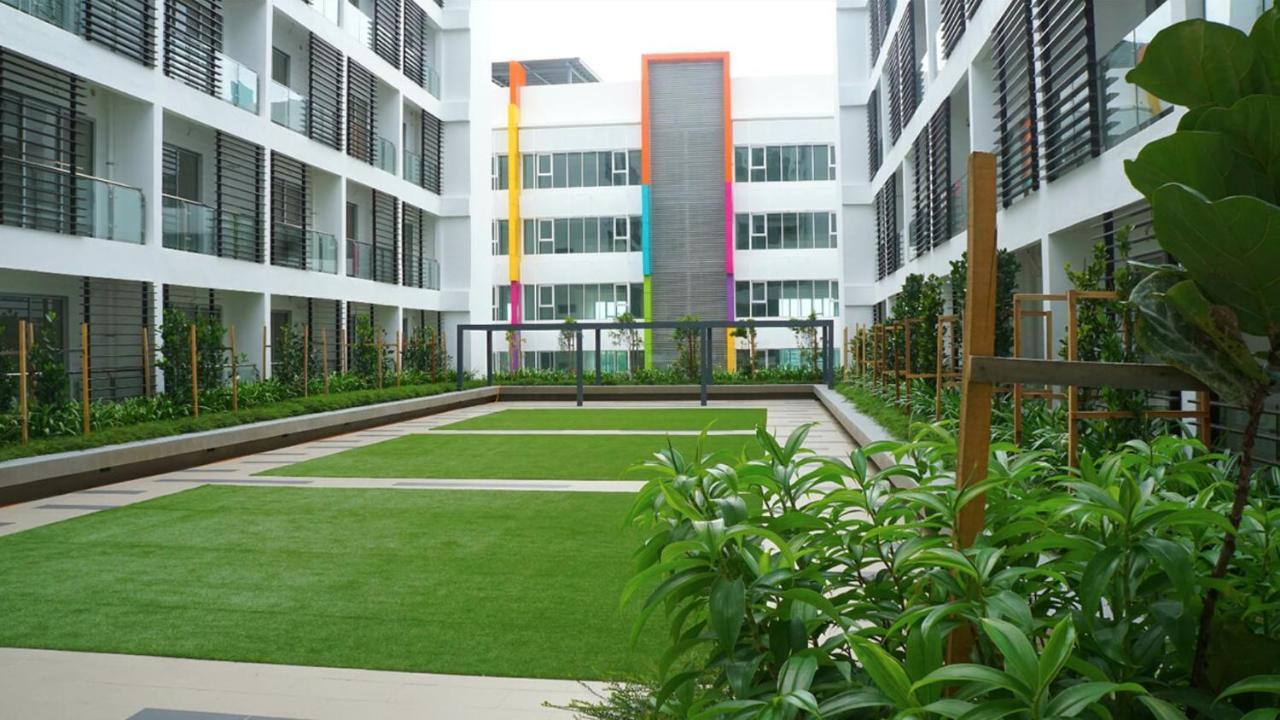 Apartment Aeropod Near Airport,kk City,tg Aru For 4 Pax